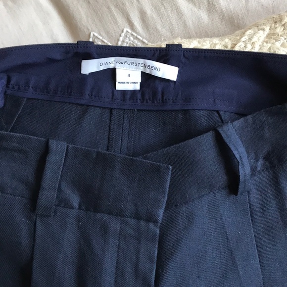 Diane von Furstenberg - short - Picture 4 of 4